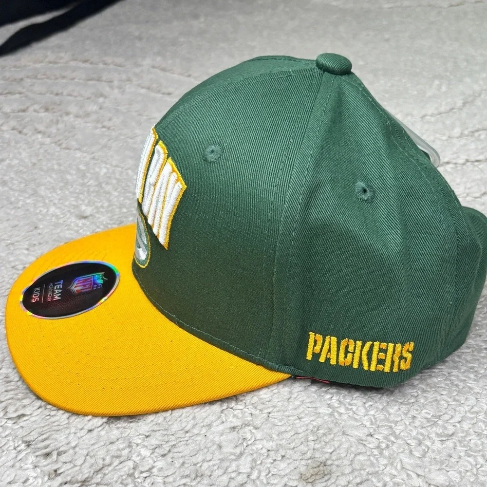 NFL Green Bay Packers Snapback‎ Hat Youth One Size Green Gold Flat Brim NWT